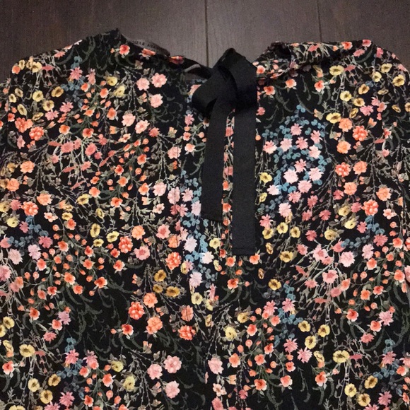 Zara Floral Short Romper - Picture 3 of 5